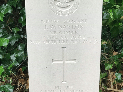 Pristine headstone after professional cleaning